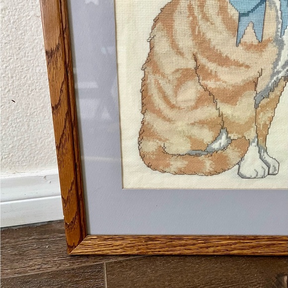 Framed Cat Embroidery with Blue Bow - Picture 7 of 10
